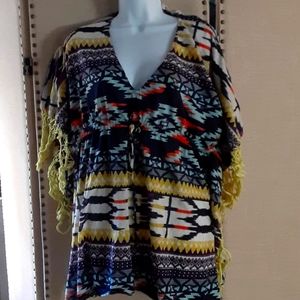 Shiraleah Aztec Print Pullover One Size
